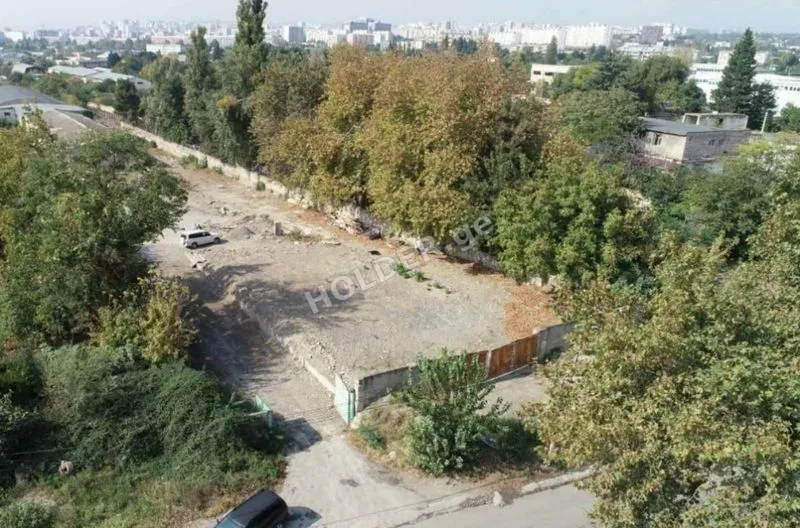 იყიდება მიწის ნაკვეთი ნავთლუღში