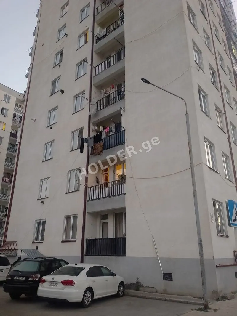 ნათელი 2 საძინებლიანი ბინა